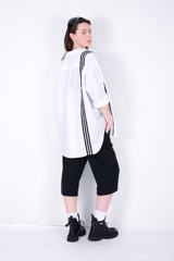 Shirt "Sri"